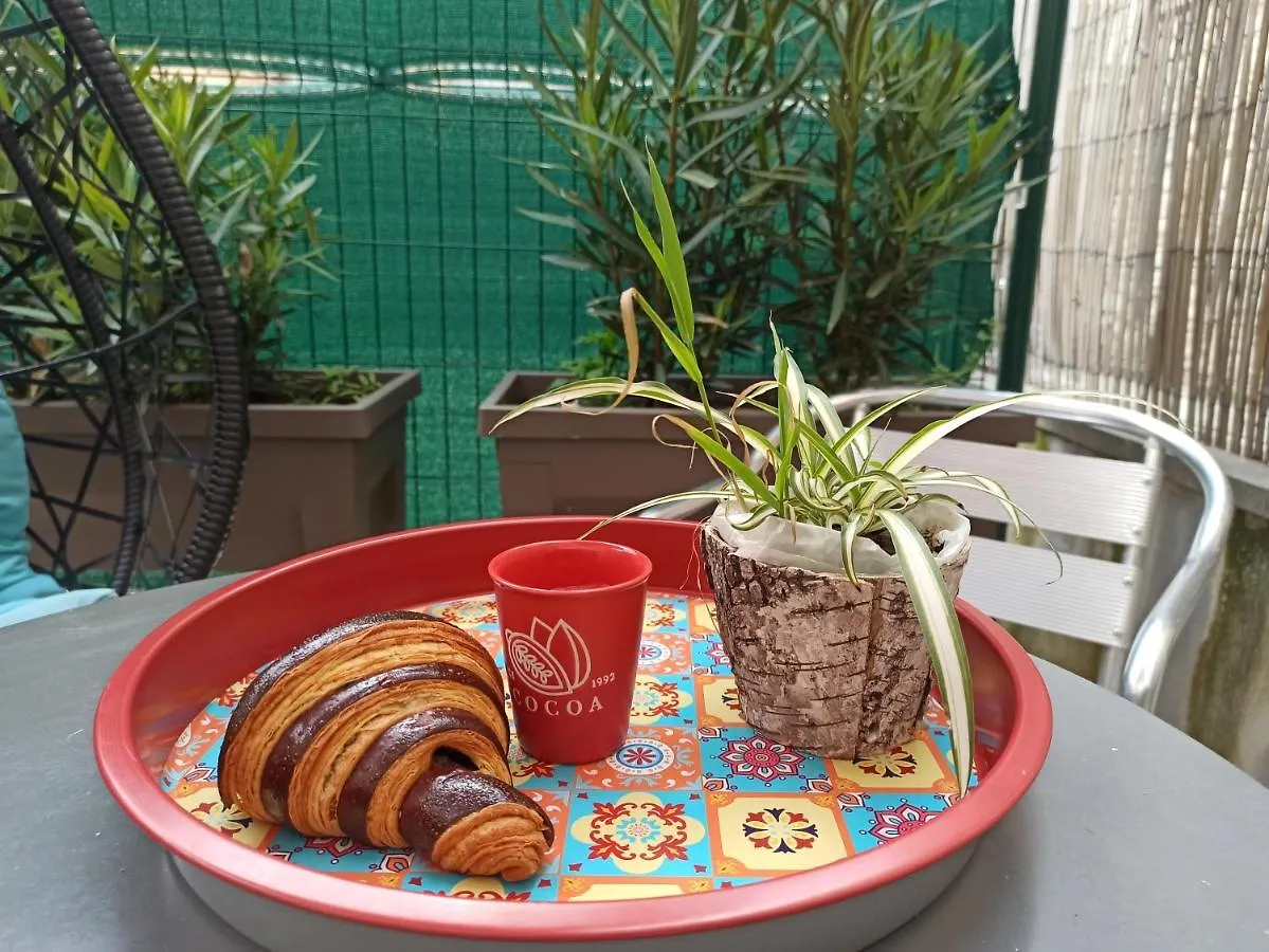 Studio Cosy, Grand Spa Privatif Et Parking Privee Centre Ville Menton Apartment